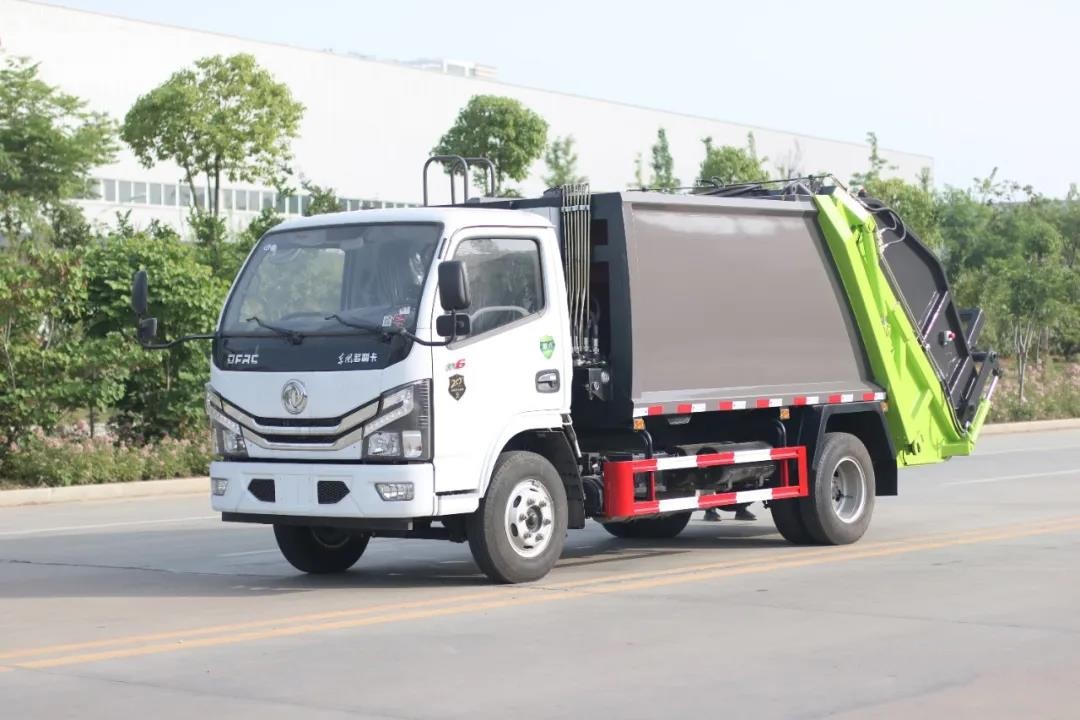 6方國(guó)六楚勝牌CSC5075ZYS6型壓縮式垃圾車(chē)廠(chǎng)家直銷(xiāo)138 8688 7089